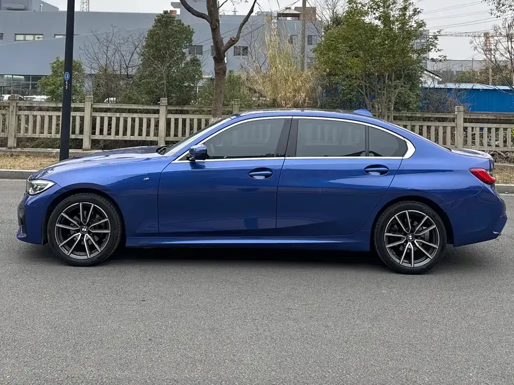 BMW 3 Series 2021 из CN, фото 10