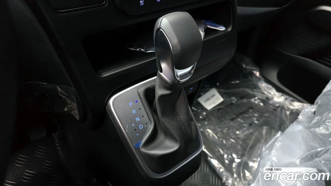 Hyundai Staria — фото 3