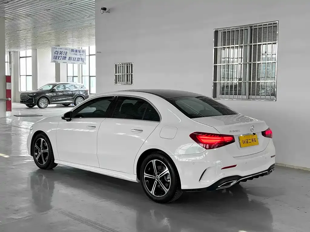 Mercedes-Benz A-Class — фото 6