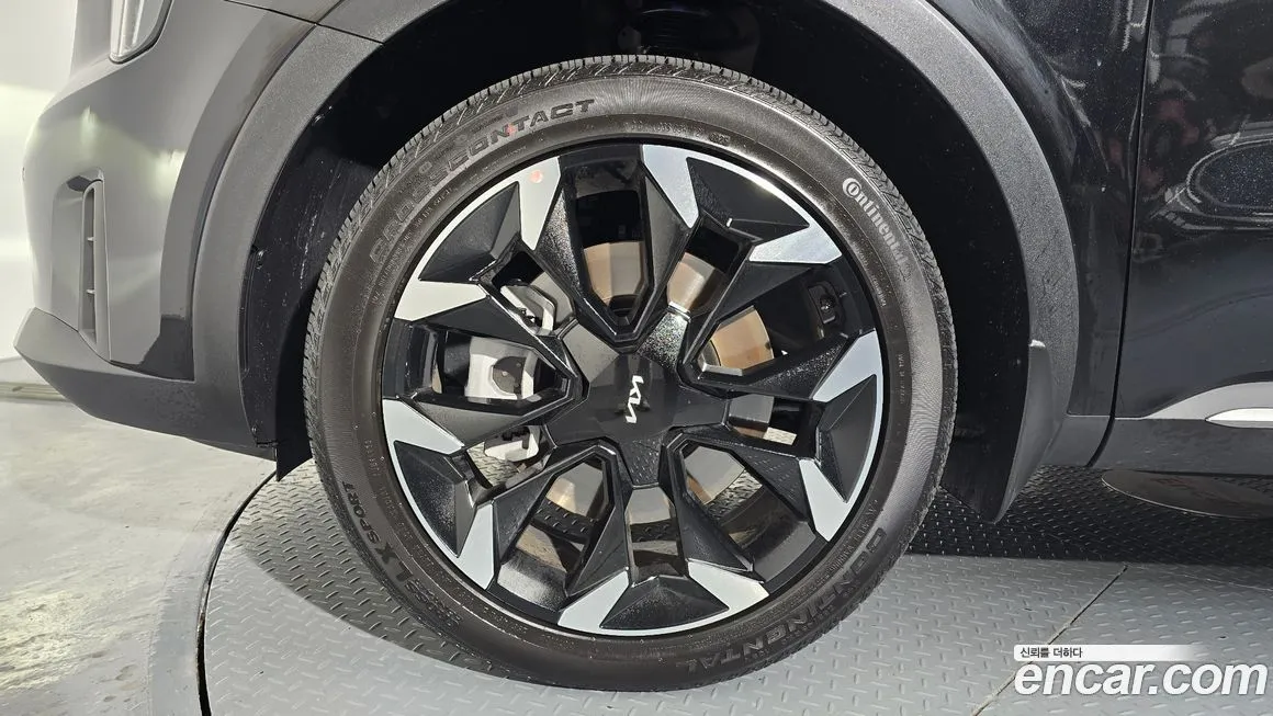 Kia Sorento — фото 10