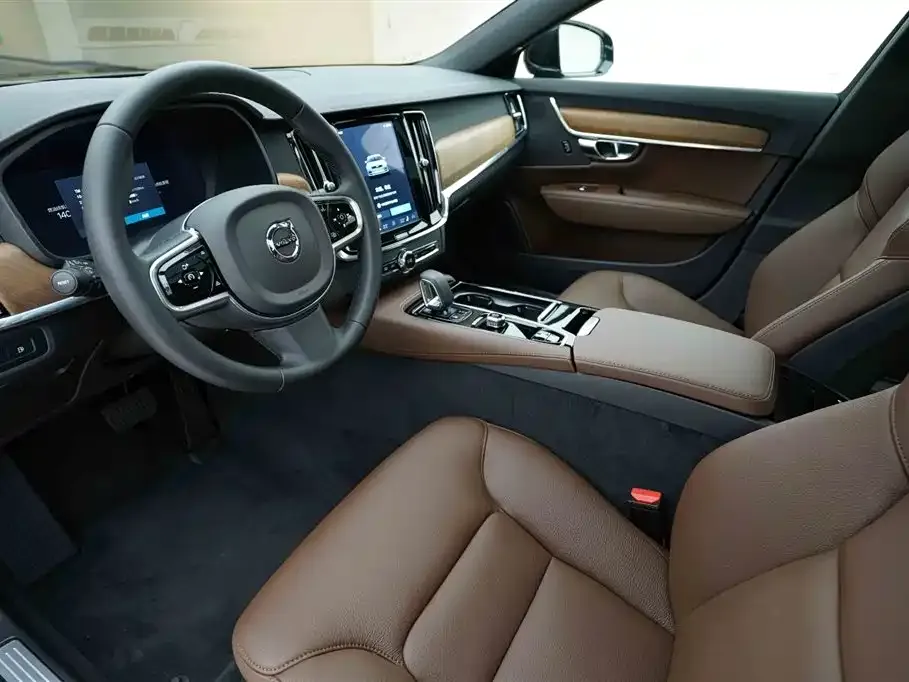 Volvo S90 PHEV 2026 из CN, фото 8