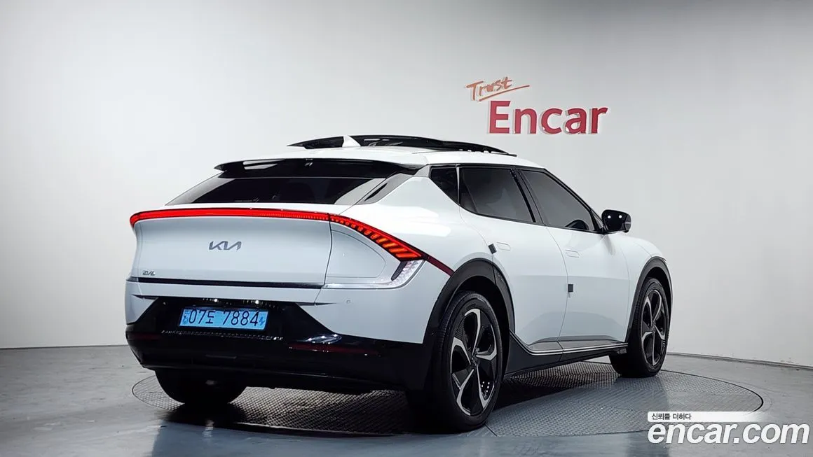 Kia EV6 — фото 3