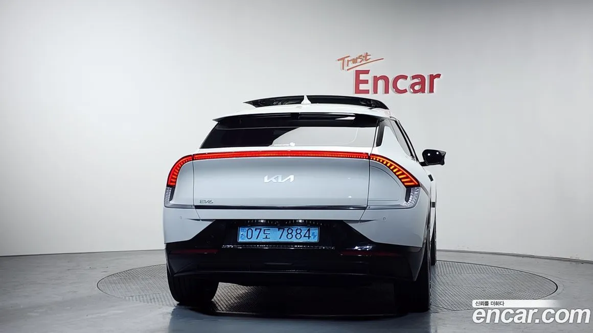 Kia EV6 — фото 4