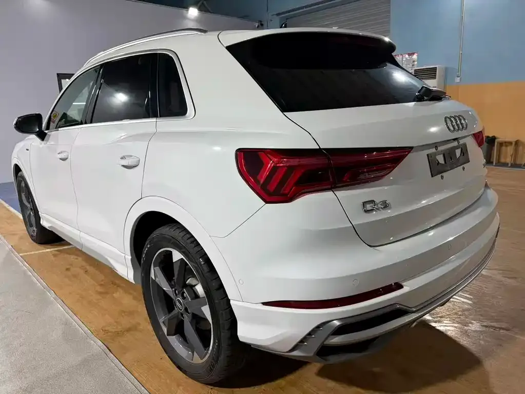 Audi Q3 — фото 2