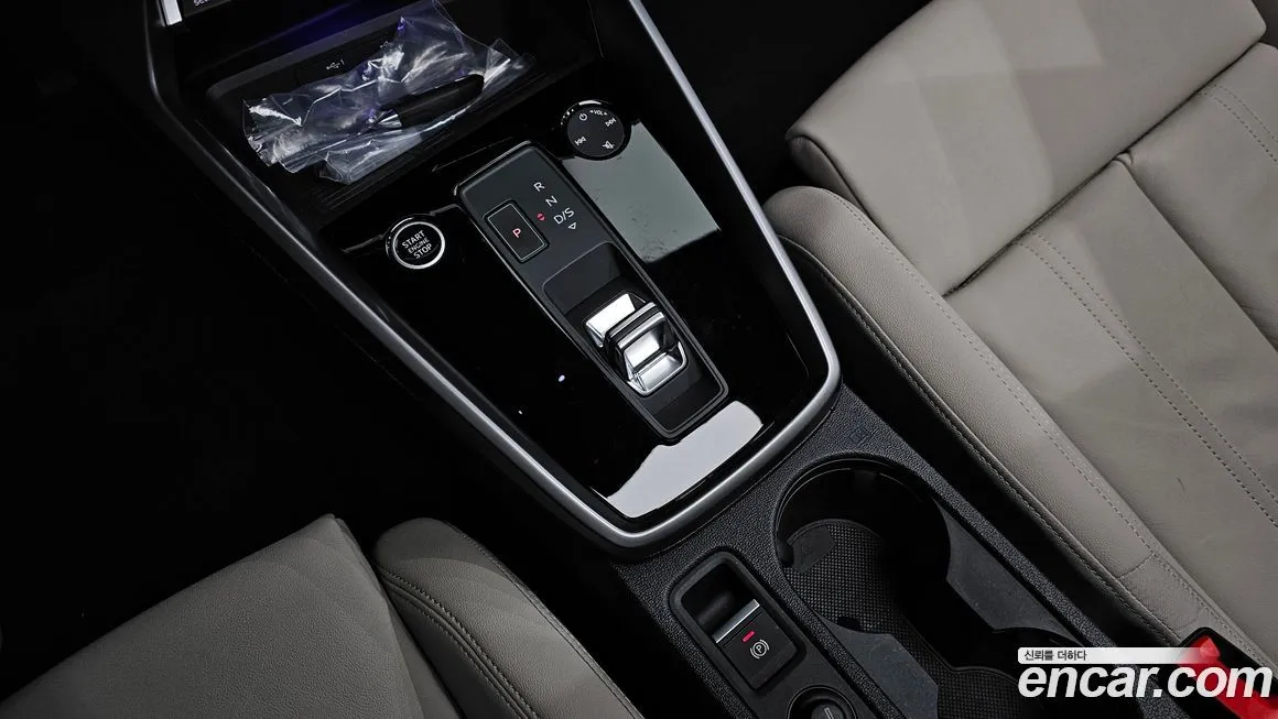 Audi A3 2023 из KR, фото 4