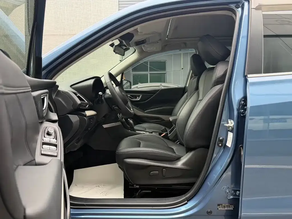 Subaru Forester 2022 из CN, фото 6