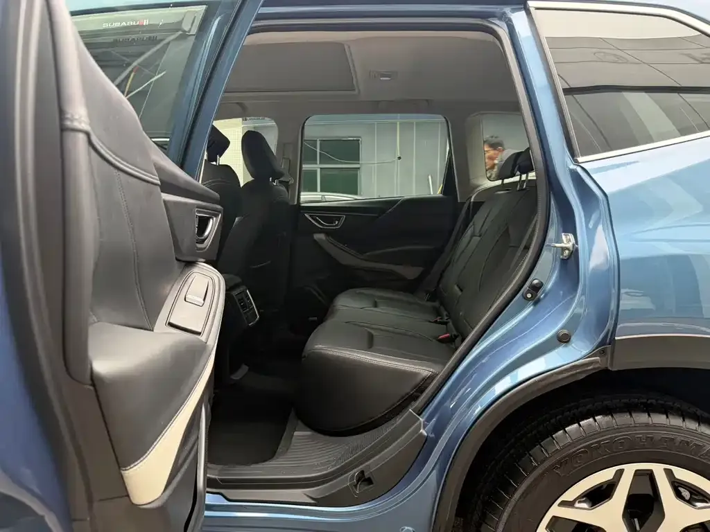 Subaru Forester 2022 из CN, фото 10