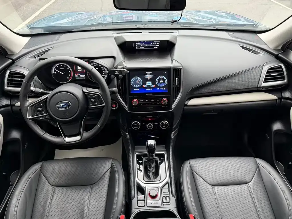 Subaru Forester 2022 из CN, фото 8