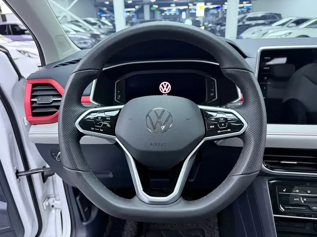Volkswagen Tharu — фото 8