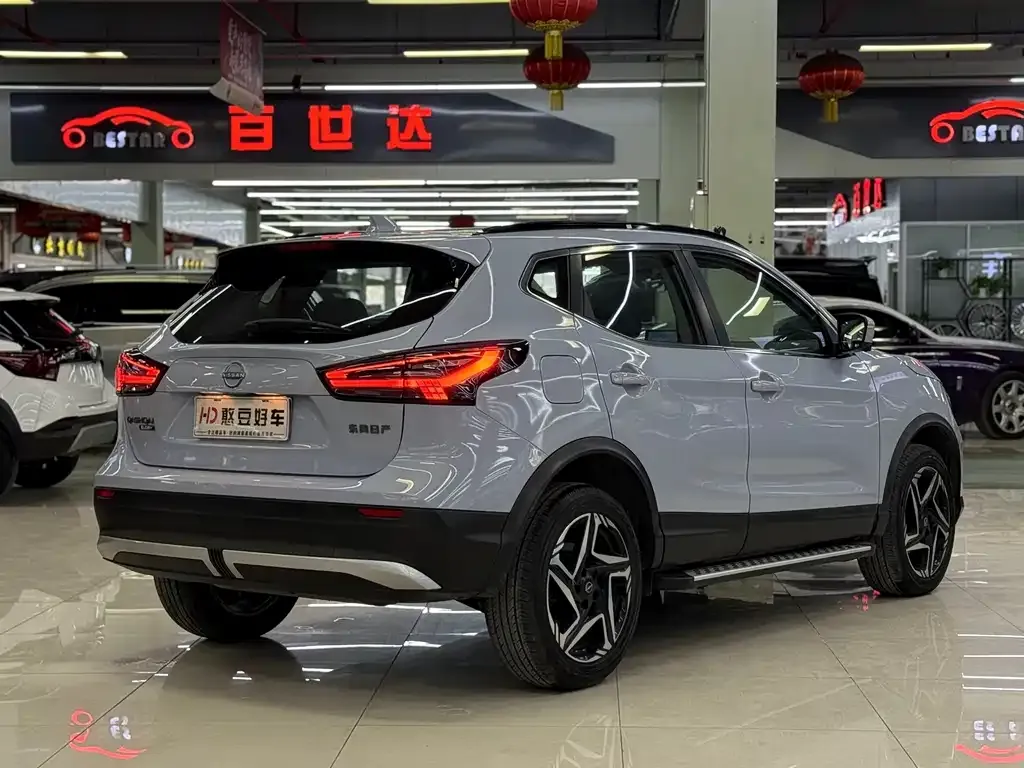 Nissan Qashqai — фото 10