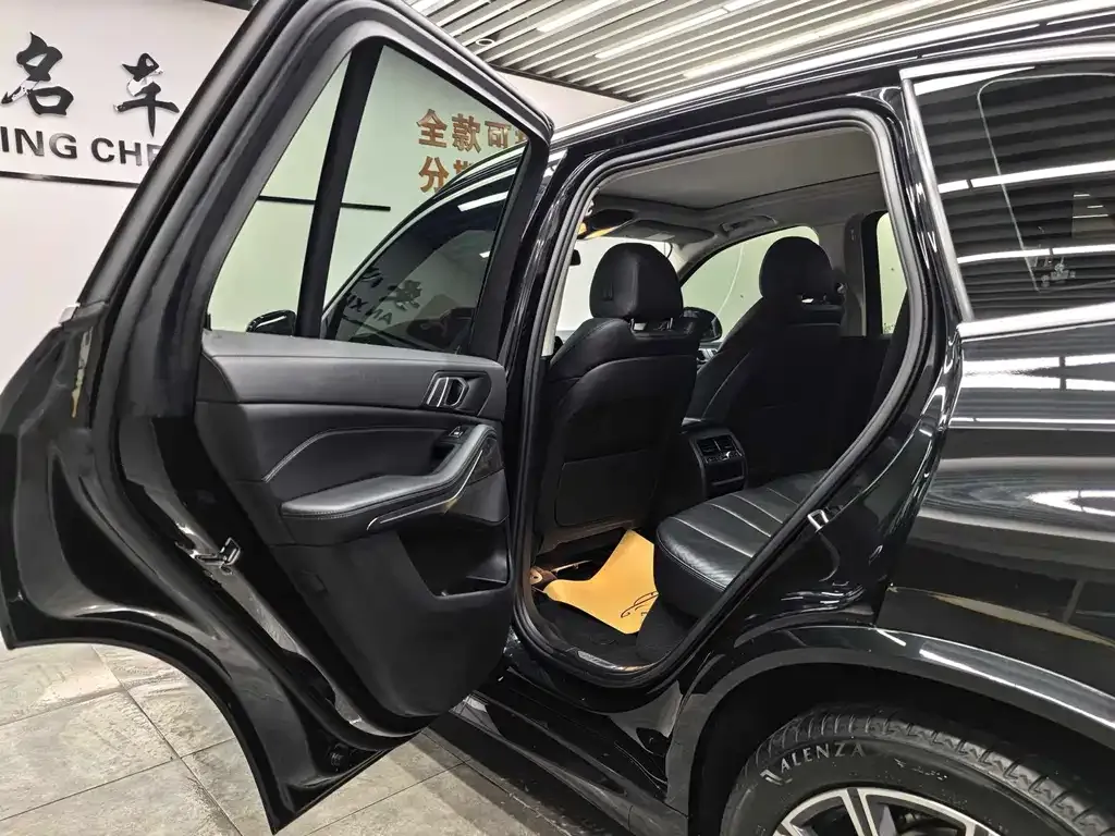 BMW X5 (Import) — фото 4