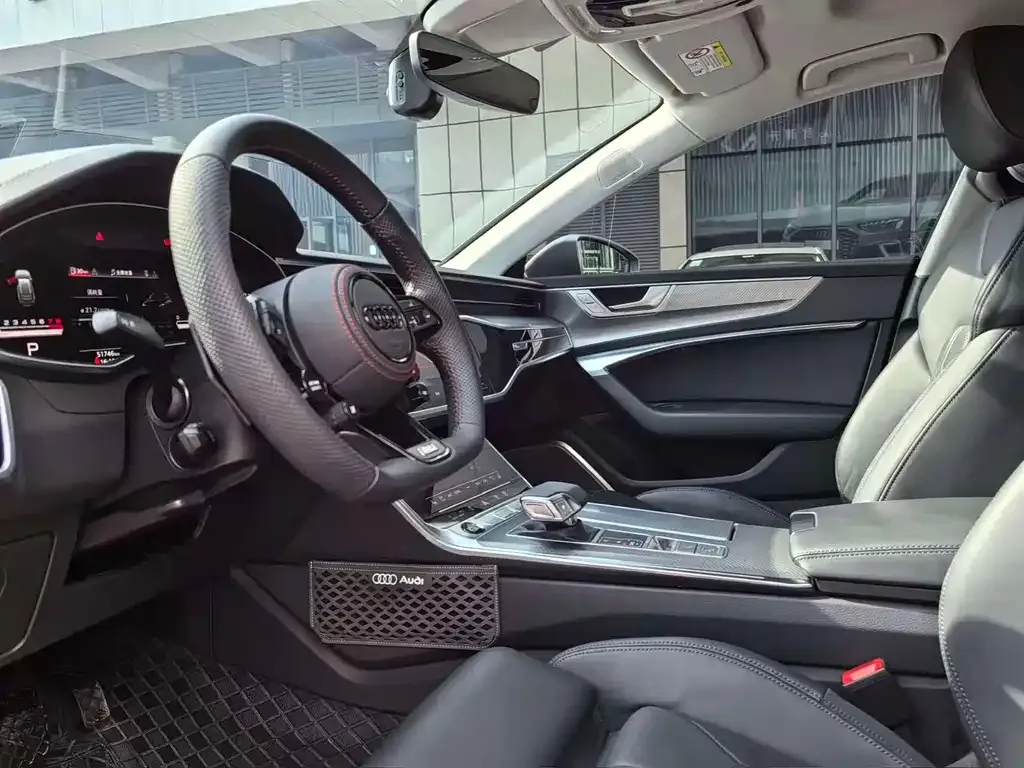 Audi A7 2023 из CN, фото 5