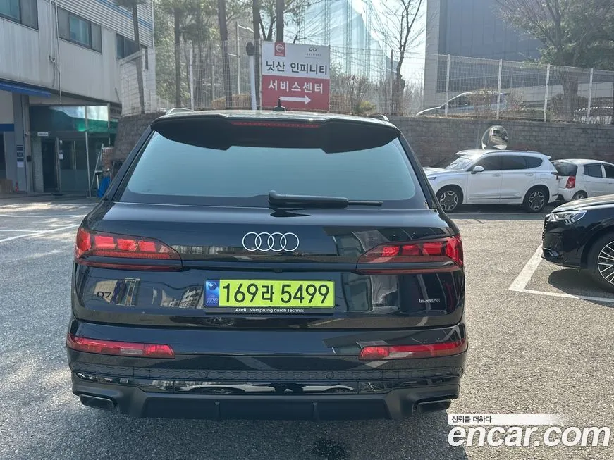 Audi Q7 2026 из KR, фото 9