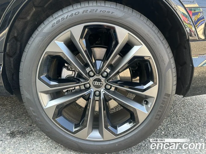 Audi Q7 2026 из KR, фото 5