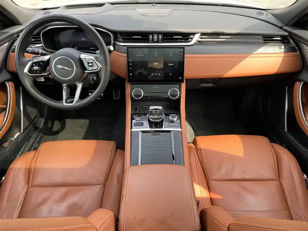 Jaguar XFL 2024 из CN, фото 8