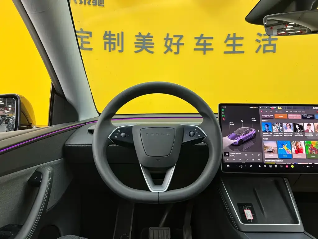 Tesla Model Y — фото 7