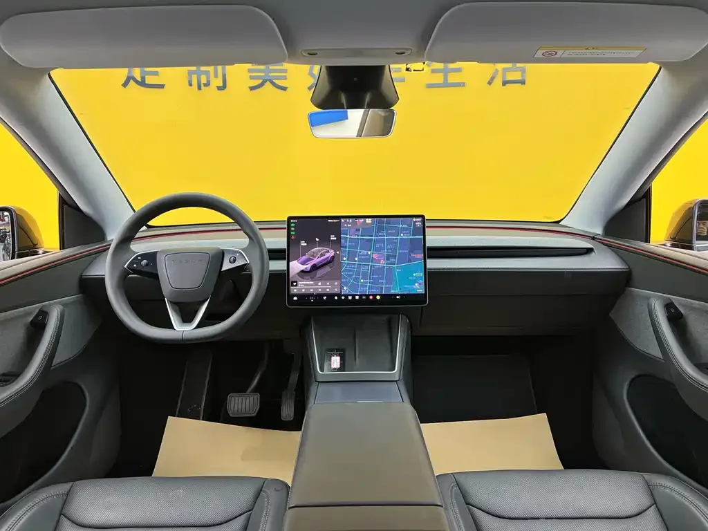 Tesla Model Y — фото 4
