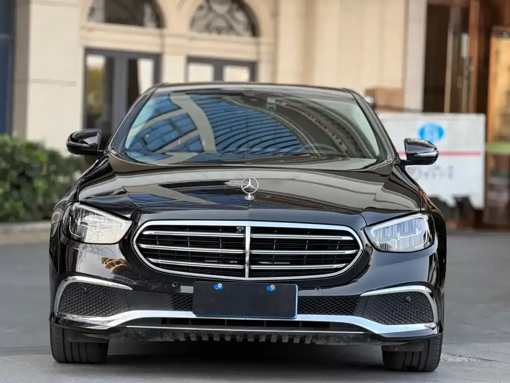 Mercedes-Benz E-Class 2023 из CN, фото 2