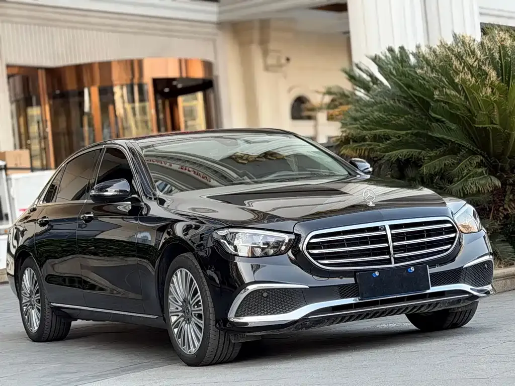 Mercedes-Benz E-Class 2023 из CN, фото 3