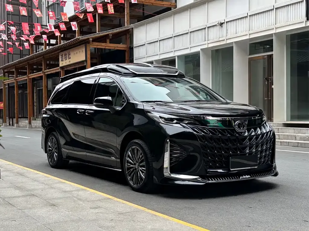 Toyota Sienna 2025 из CN, фото 10