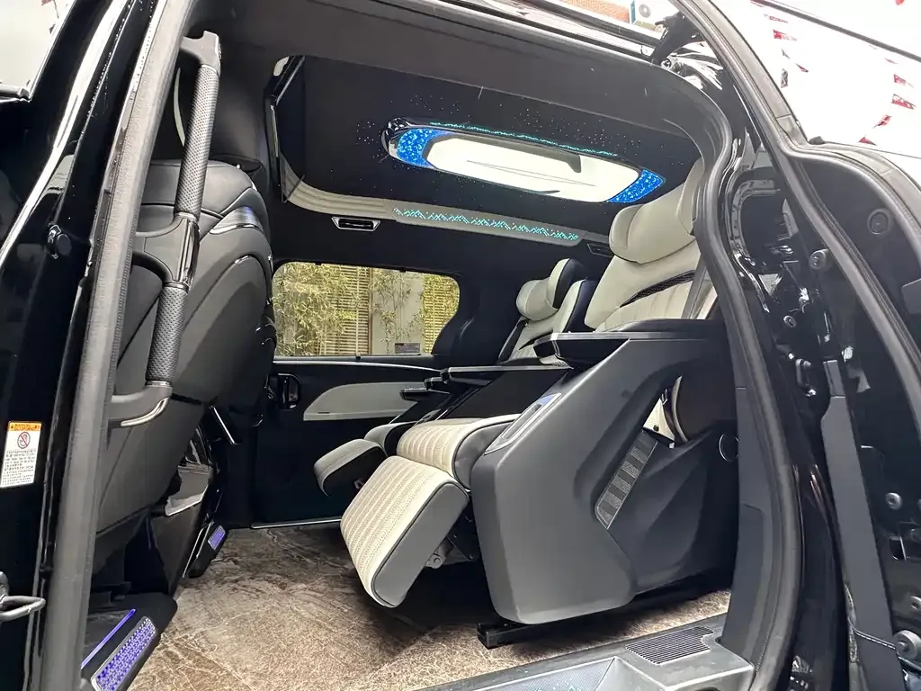 Toyota Sienna 2025 из CN, фото 6