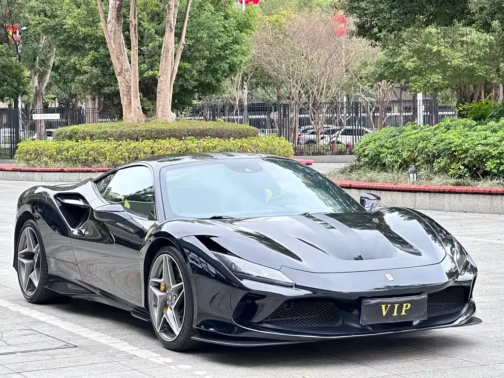 Ferrari F8 — фото 9