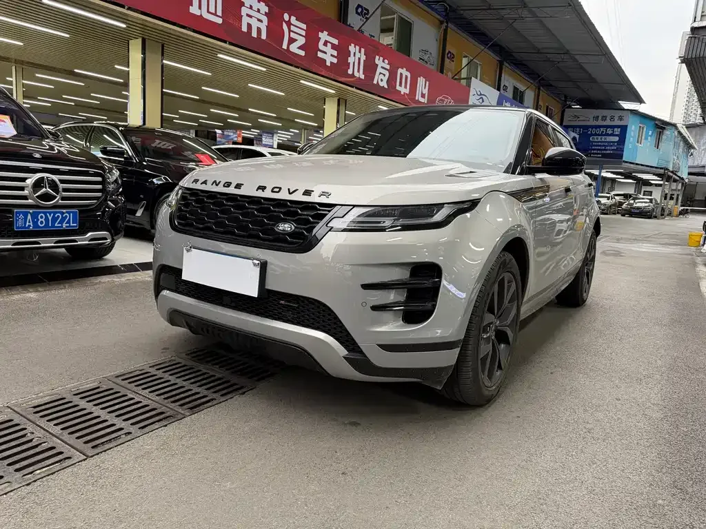 Land Rover Evoque — фото 1