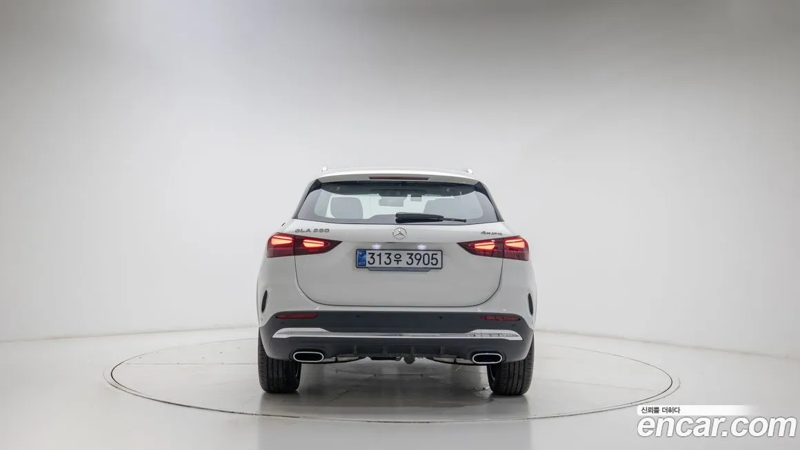 Mercedes-Benz GLA-Class — фото 5