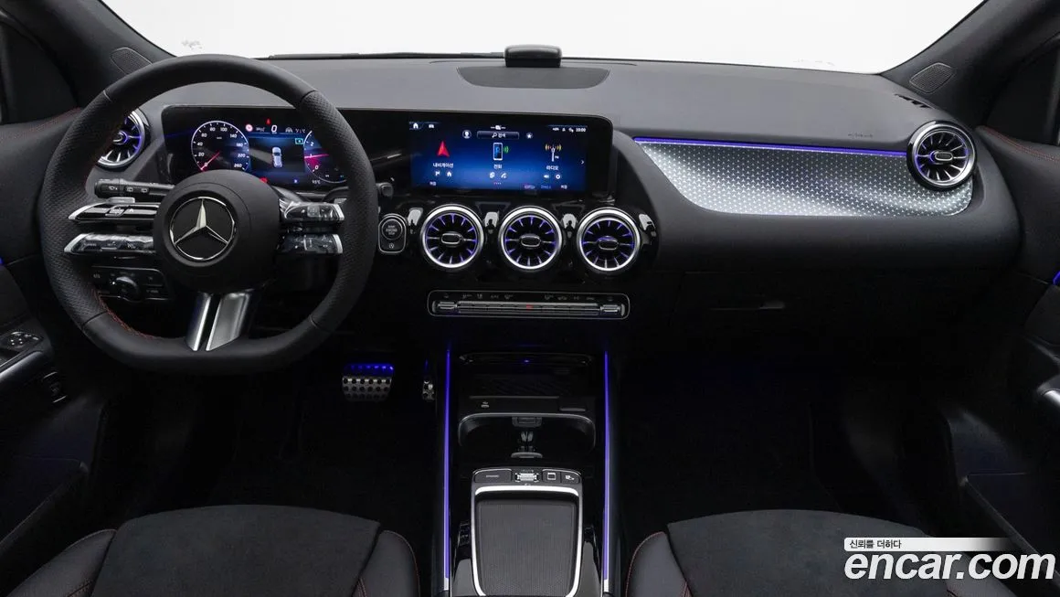 Mercedes-Benz GLA-Class — фото 10