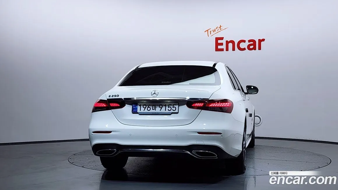 Mercedes-Benz E-Class 2023 из KR, фото 8