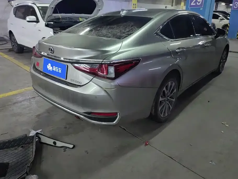 Lexus ES 2023 из CN, фото 5