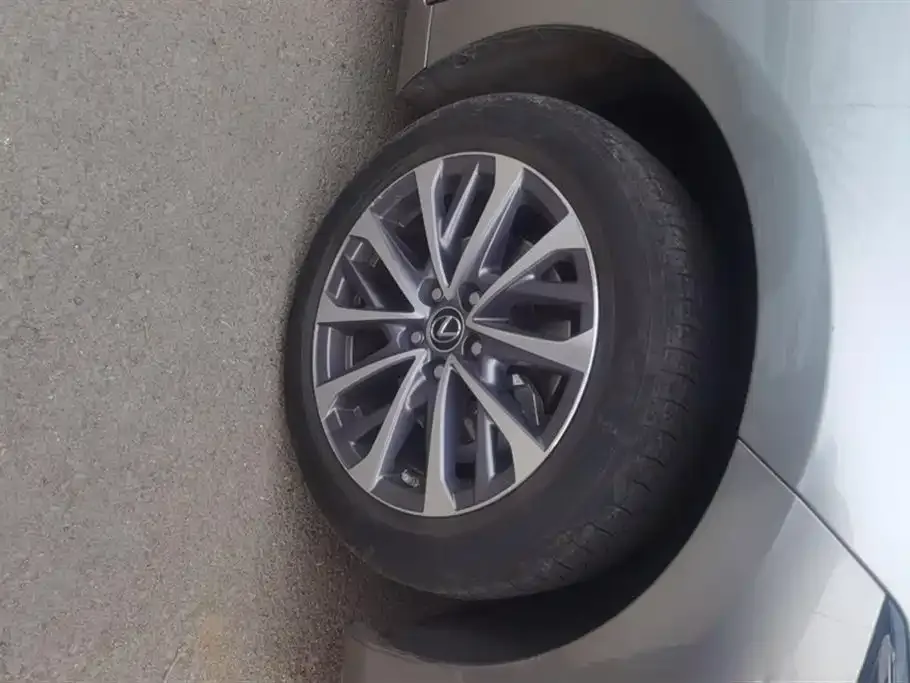 Lexus ES 2023 из CN, фото 2