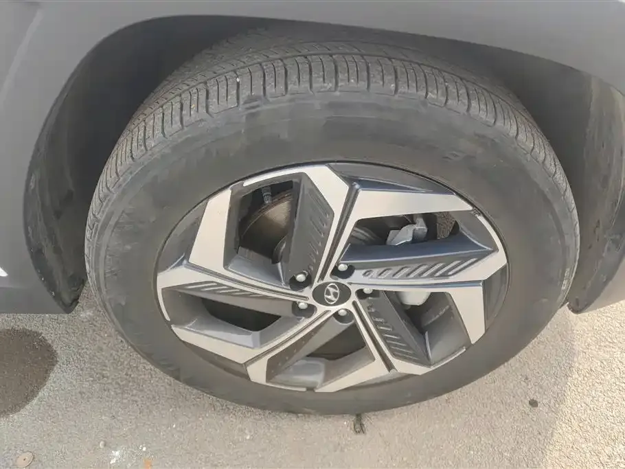 Hyundai Tucson — фото 6