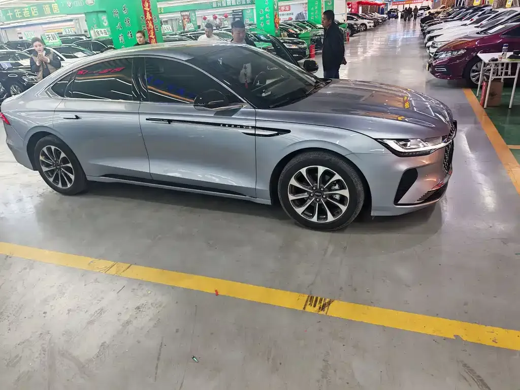 Lincoln Z 2022 из CN, фото 4