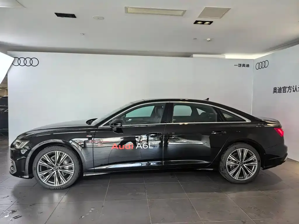 Audi A6L 2025 из CN, фото 8