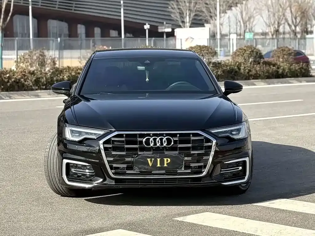 Audi A6L — фото 8