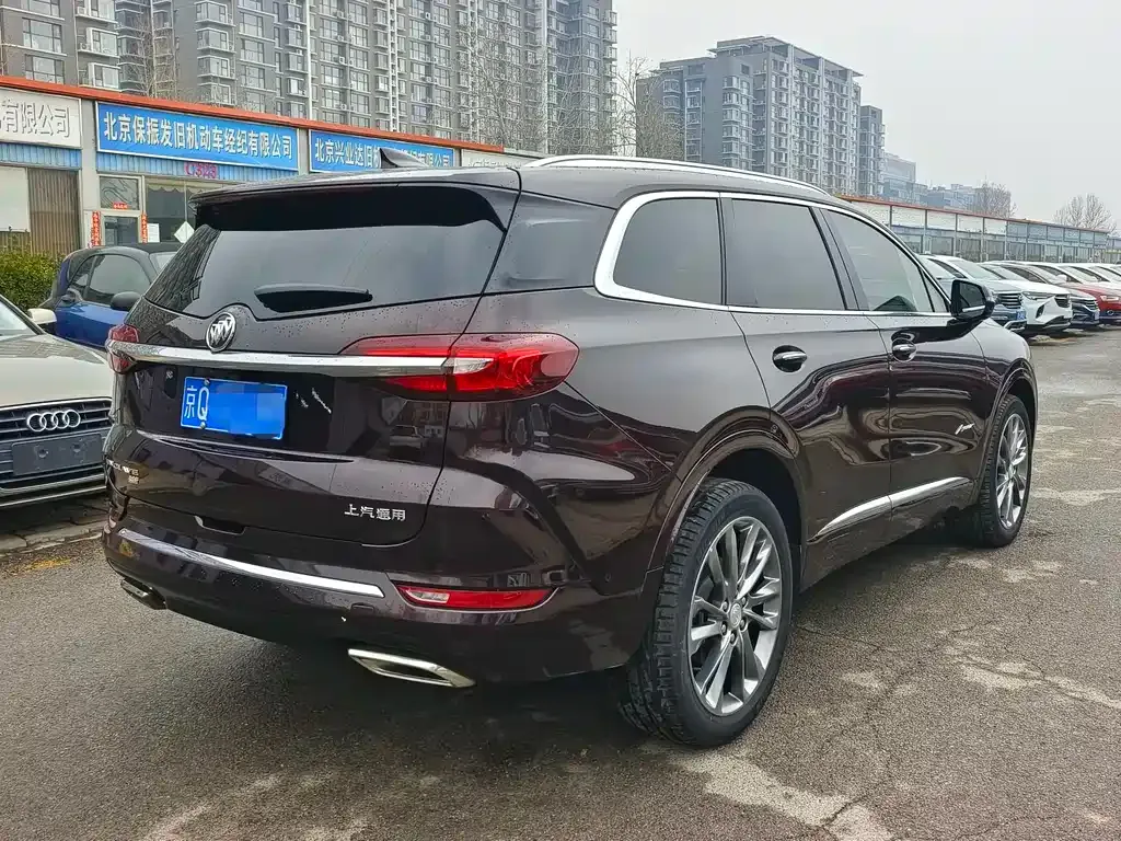 Buick Enclave — фото 8