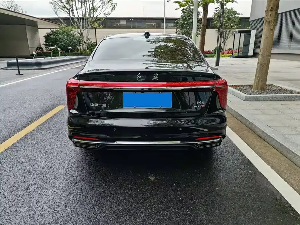 Hongqi H5 — фото 8