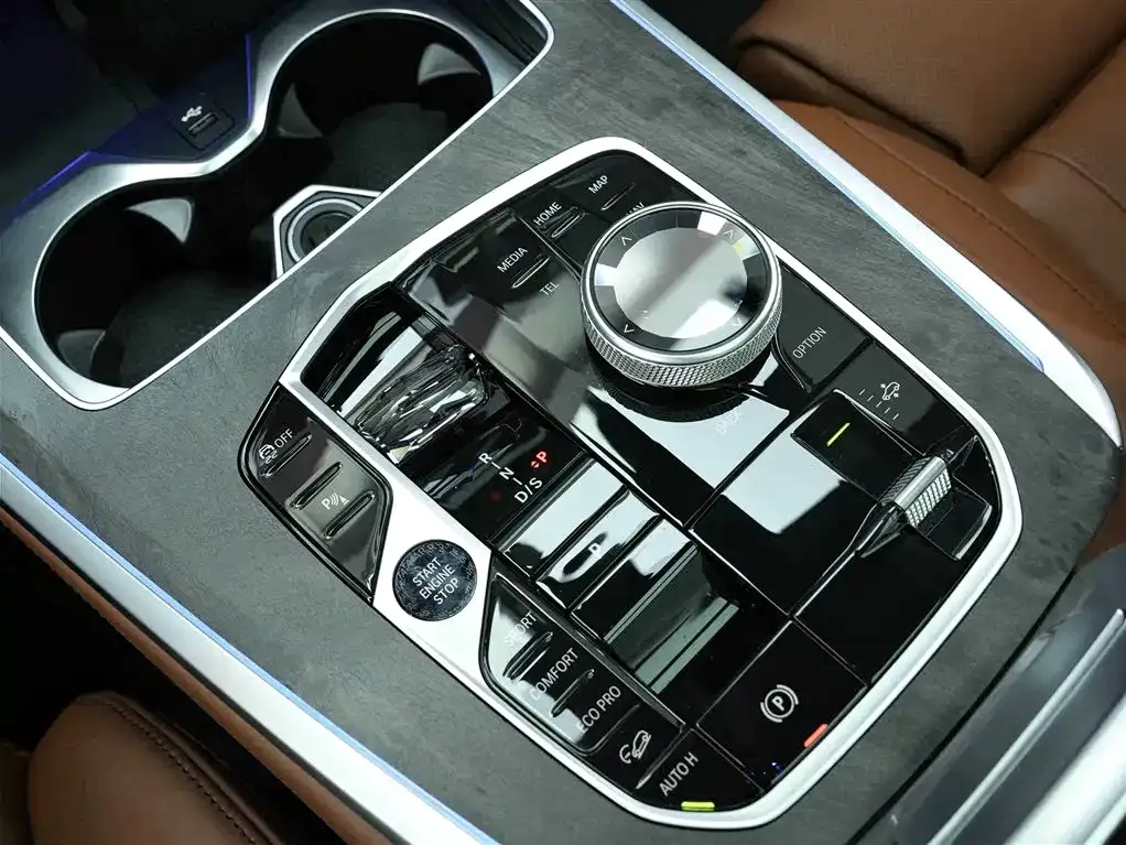 BMW X7 2023 из CN, фото 8