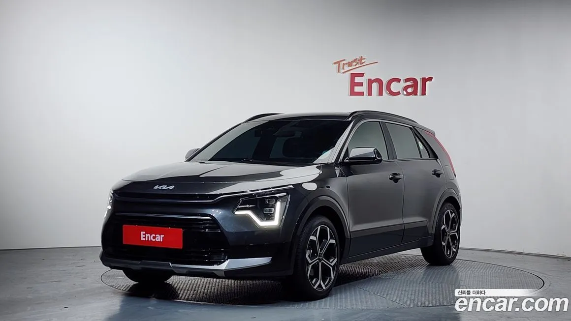 Kia Niro — фото 1