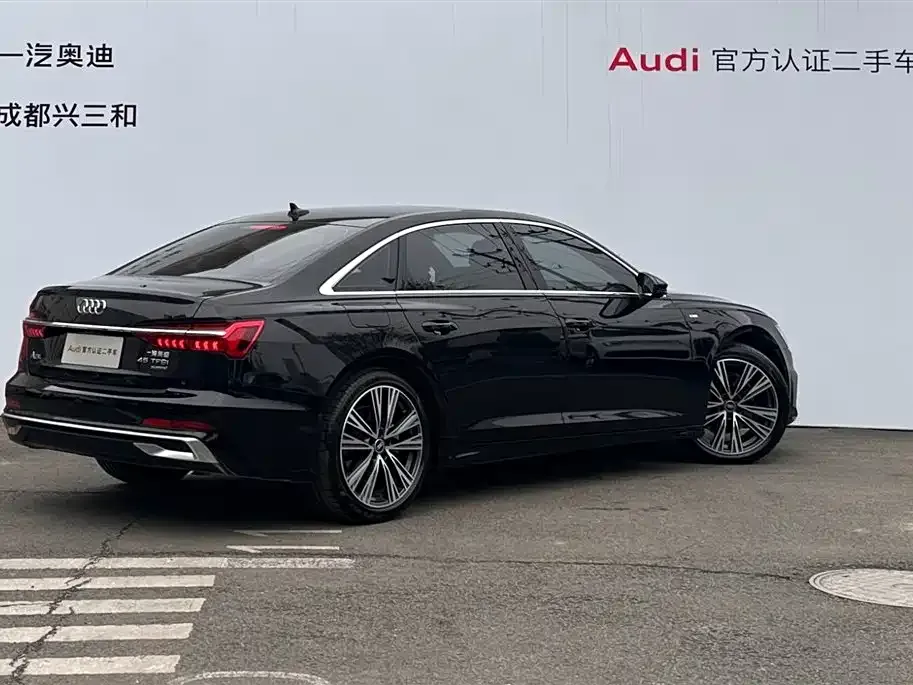 Audi A6L — фото 5
