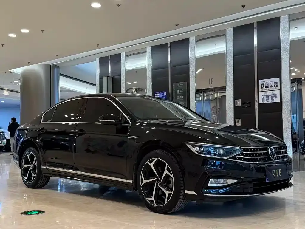 Volkswagen Magotan 2023 из CN, фото 3