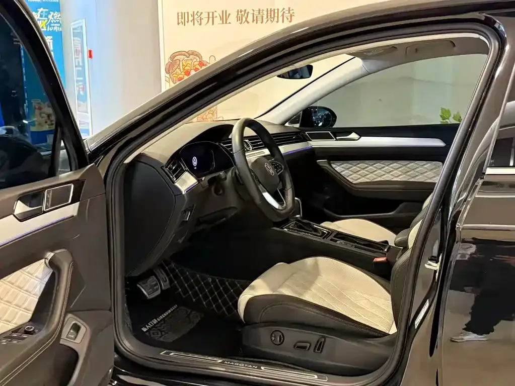 Volkswagen Magotan 2023 из CN, фото 9