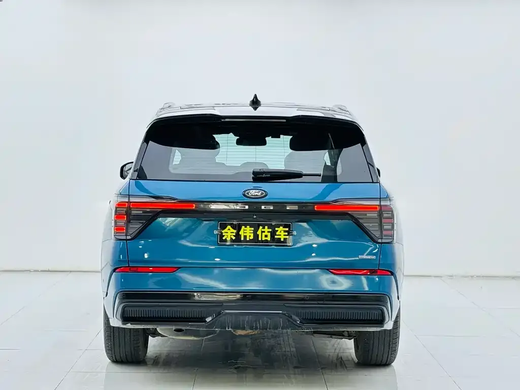 Ford Edge — фото 3