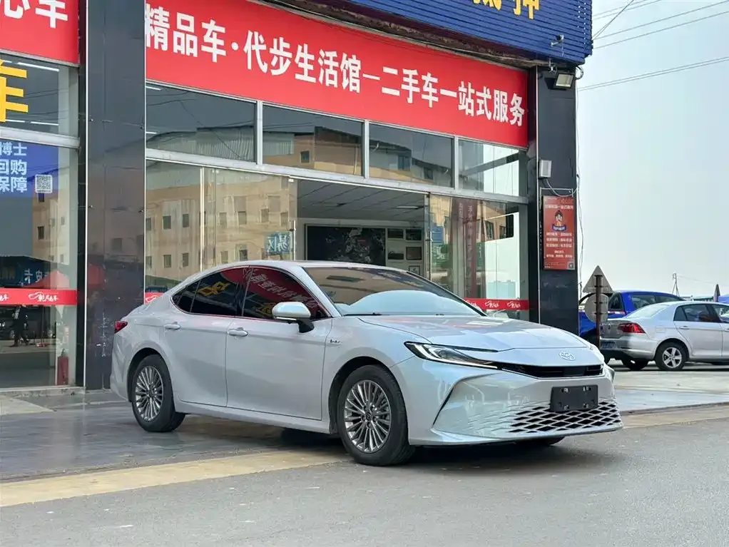 Toyota Camry 2025 из CN, фото 6
