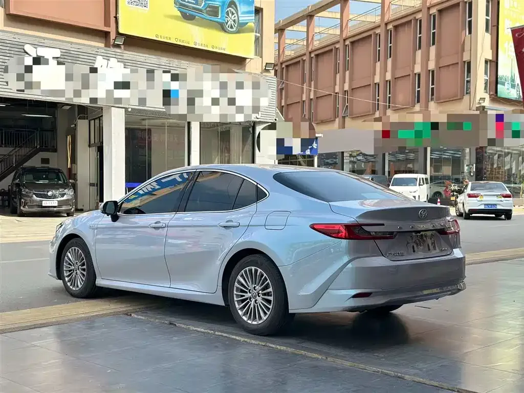 Toyota Camry 2025 из CN, фото 2
