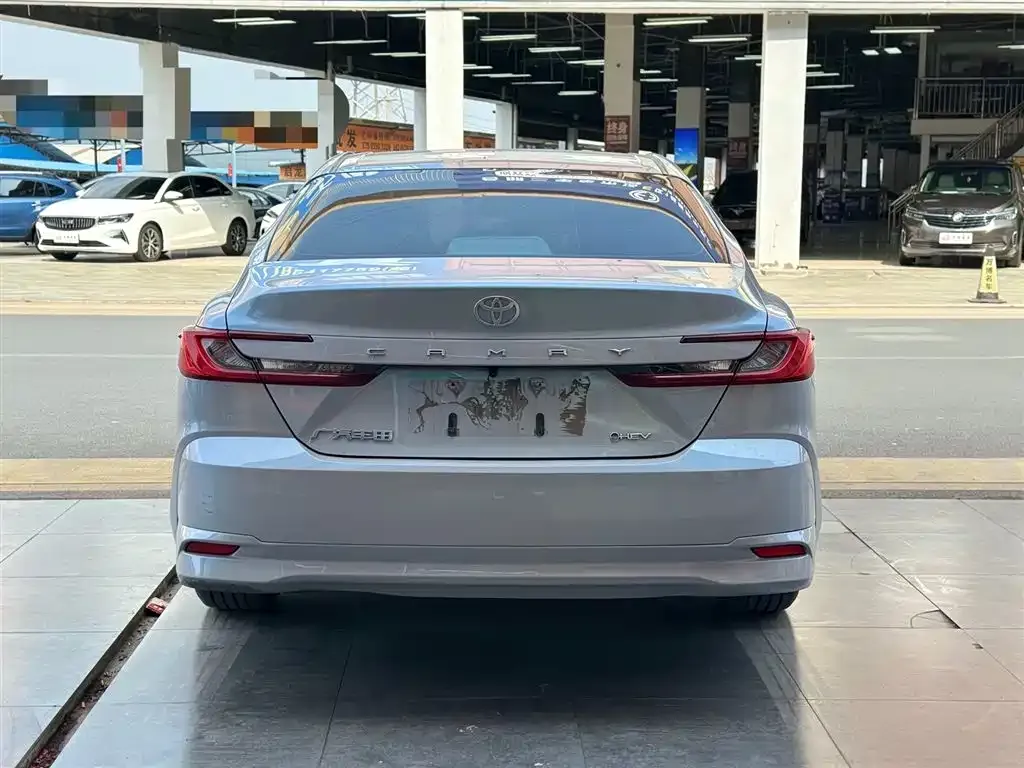 Toyota Camry 2025 из CN, фото 3