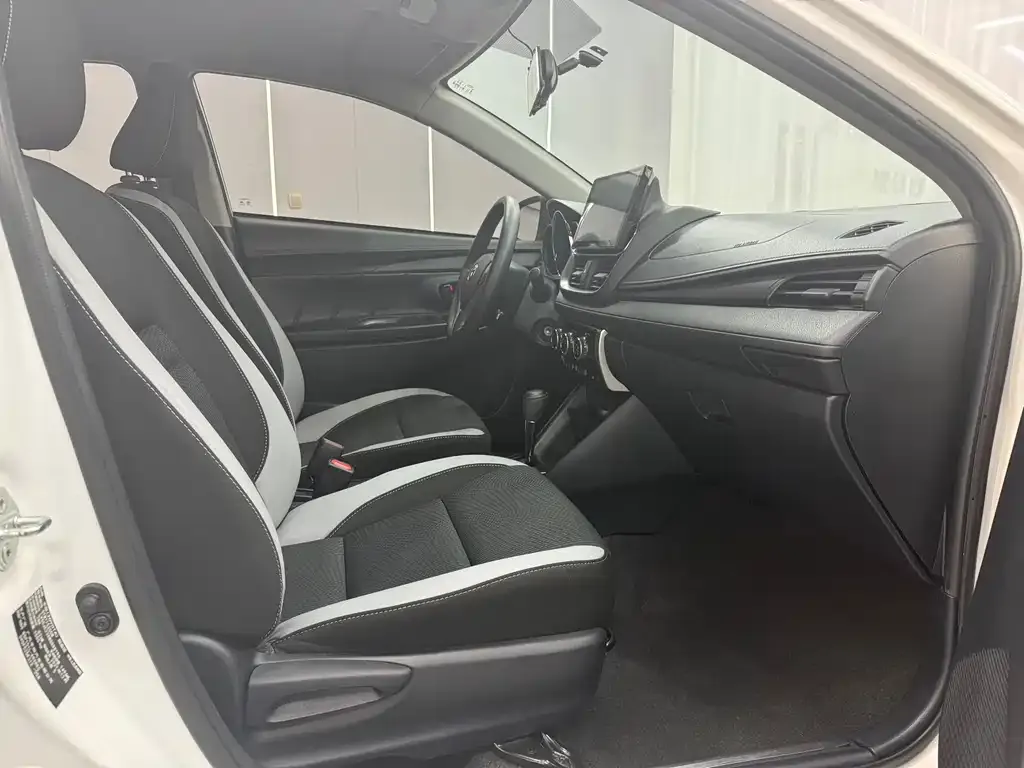 Toyota Yaris L 2022 из CN, фото 7