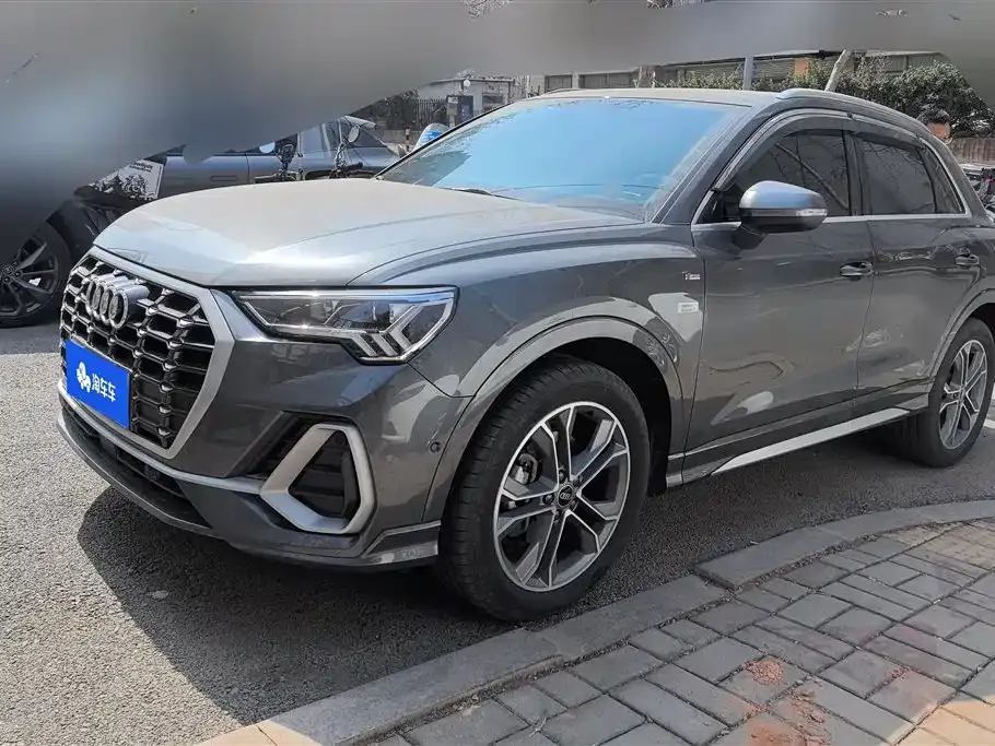 Audi Q3 2023 из CN, фото 1