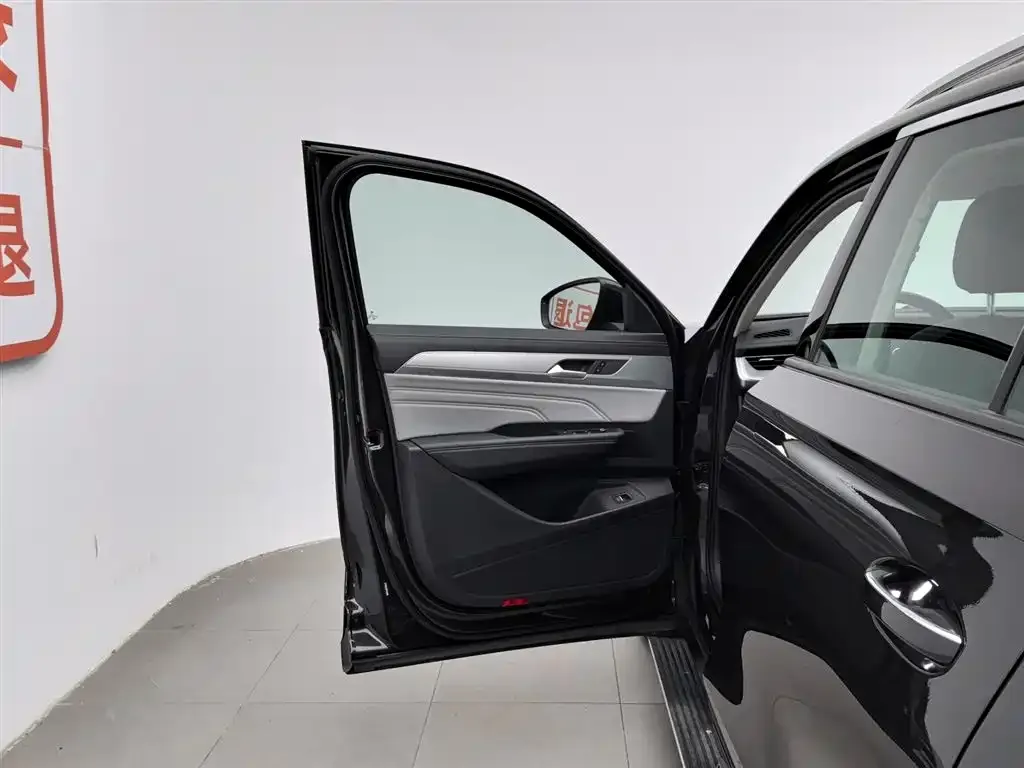 Volkswagen Tavendor 2023 из CN, фото 2